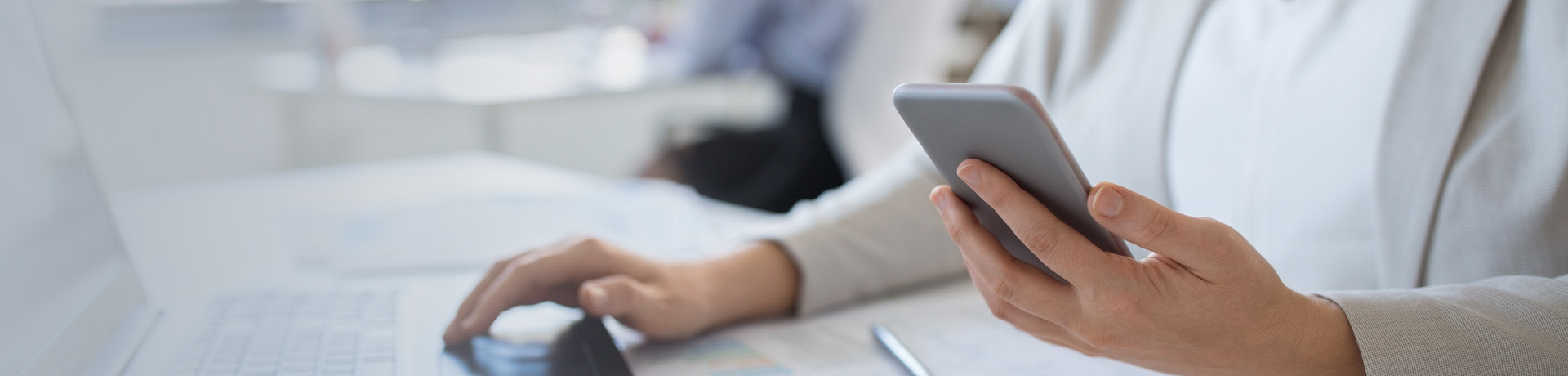 深圳市鑫雅博塑胶电子有限公司